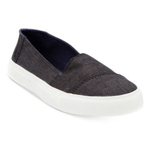 Nautica Long Bay Women’s Slip-on Canvas Sneaker, SZ 8, Black Denim